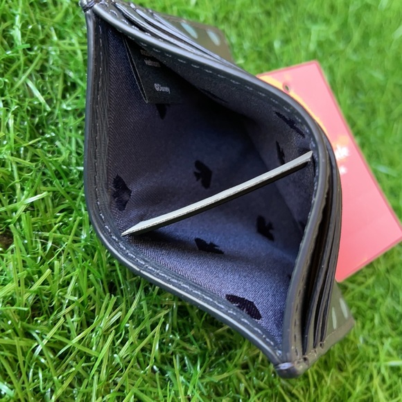 disney x kate spade new york alice card holder - Picture 4 of 16